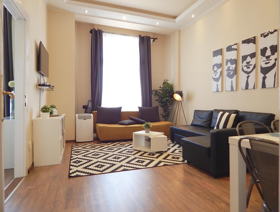 Hello Downtown Apartment - Broadway บูดาเปสต์ ภายนอก รูปภาพ