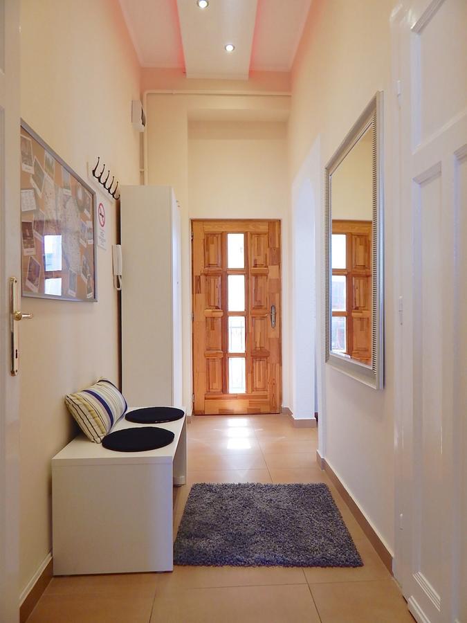 Hello Downtown Apartment - Broadway บูดาเปสต์ ภายนอก รูปภาพ